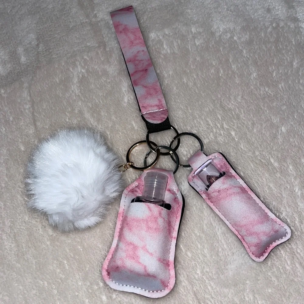 Marble Pom Pom Keychain - Picture 1 of 6